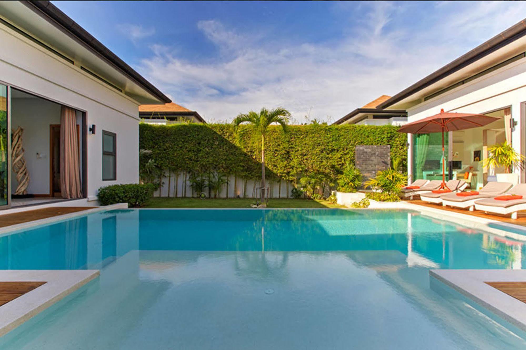 Baannaraya Pool Villas Residence Rawai Exterior photo